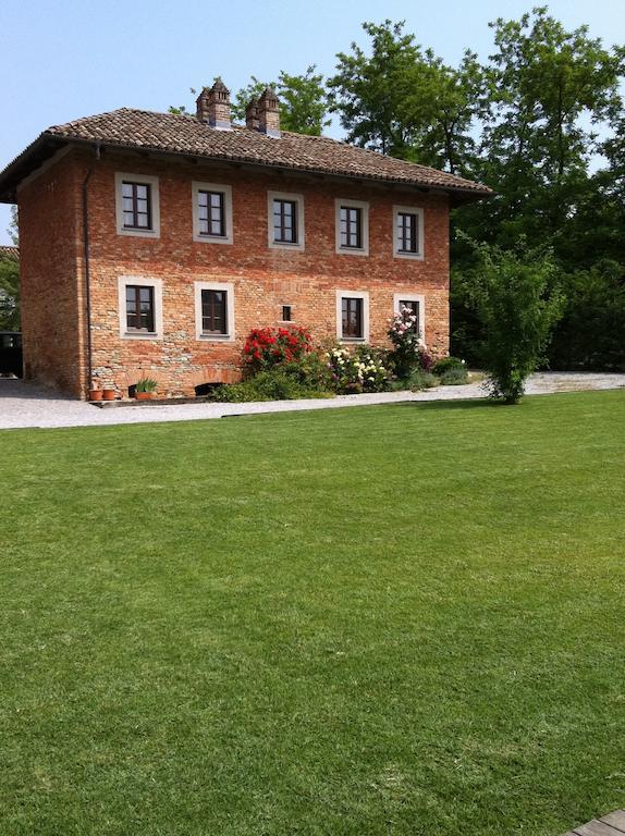 B&B Cascina Gaione Via Gallina,18B 12052 Neive Cn Exterior foto