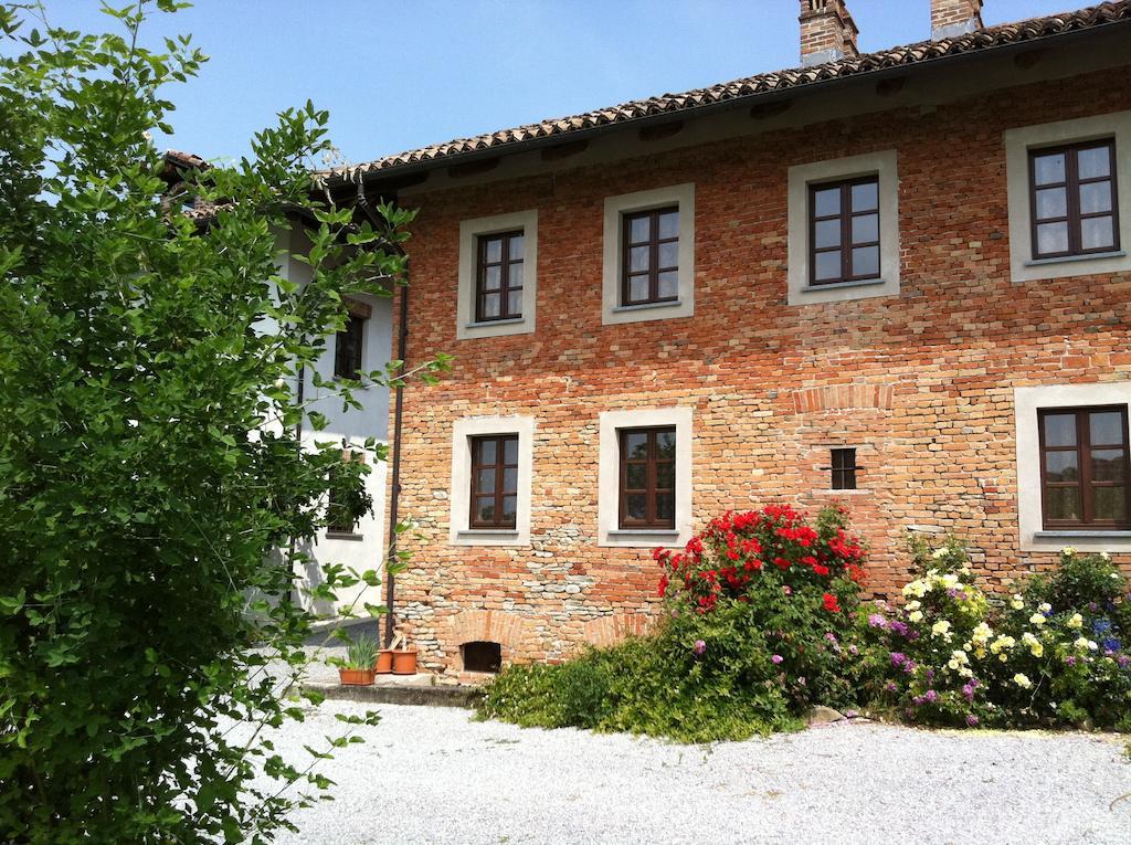 B&B Cascina Gaione Via Gallina,18B 12052 Neive Cn Exterior foto