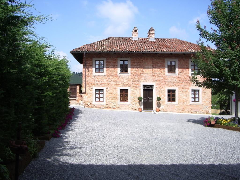 B&B Cascina Gaione Via Gallina,18B 12052 Neive Cn Exterior foto